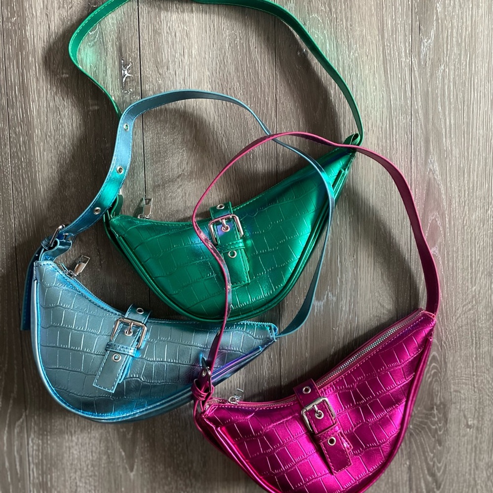 Metallic orange saddle bag